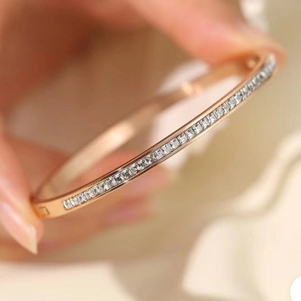 18K Gold Plated Rhinestones Bangle ROSE GOLD